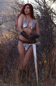 (Virgin Cover) Red Sonja #13 Cosplay Variant Comic Book