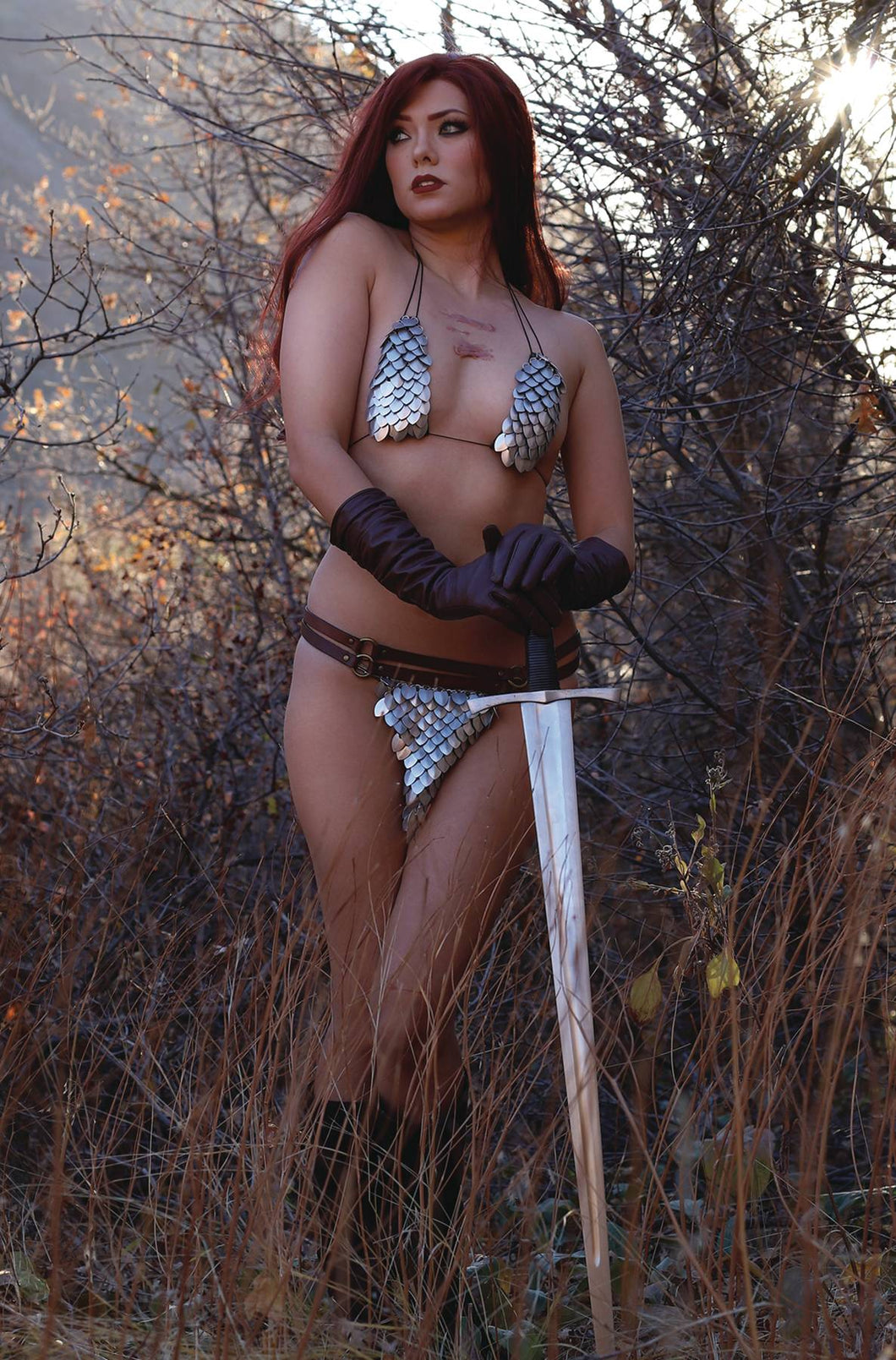 (Virgin Cover) Red Sonja #13 Cosplay Variant Comic Book