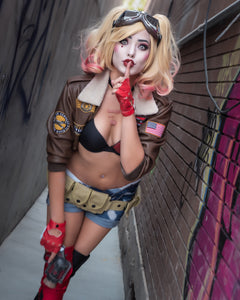 Harley Bombshell Shhh 8x10