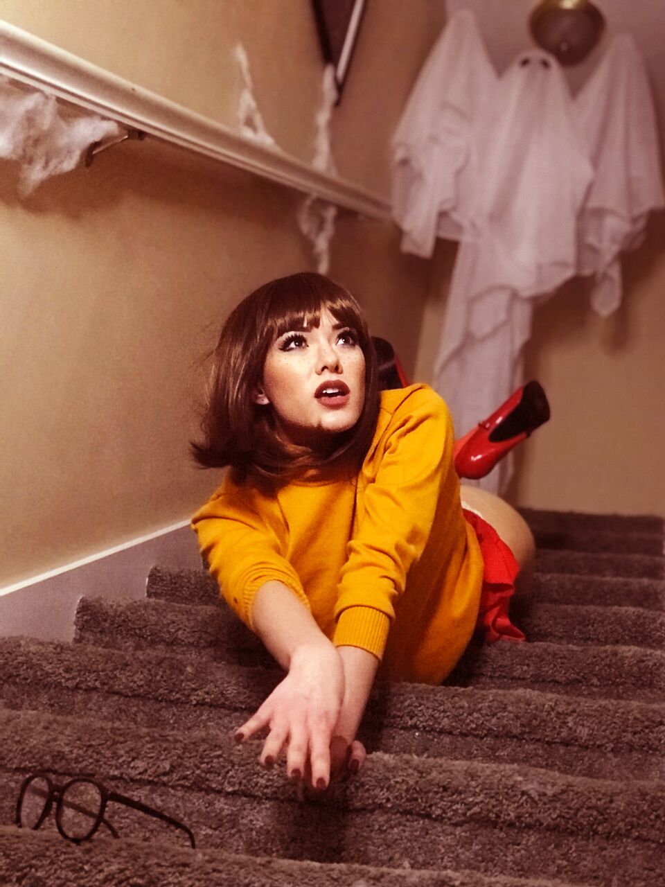 Velma 8x10